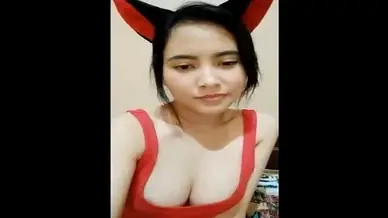Cewek Melayu Bugil Cantik Memek Basah Ngangkang Lebar